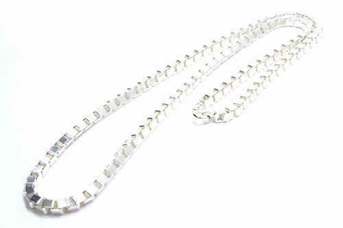 ベネチアンチェーン ネックレス 長さ51cm 太さ4mm シルバー925 本物の銀 高級 アクセサリー ジュエリー 首飾り プレゼント 男性 女性 定番 人気 短め 太め sn-00-0009-56