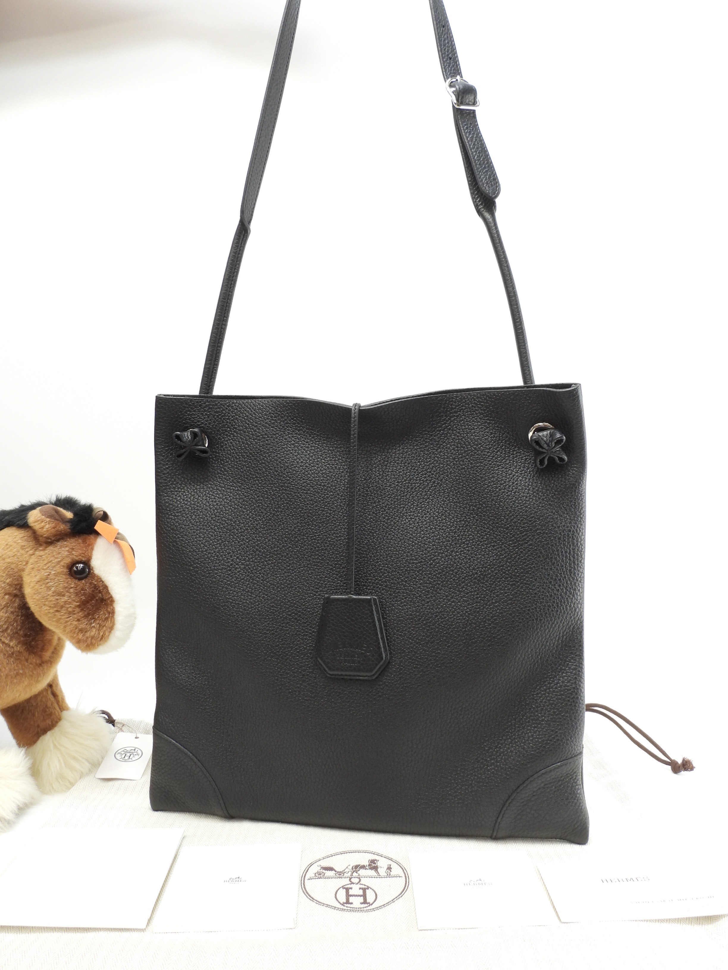 シルキーシティPM トリヨンレザー黒 ショルダーバッグ クロスボディ 極美品@Y