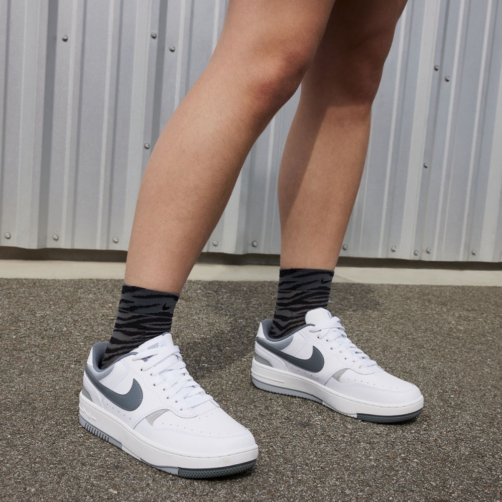 ナイキウィメンズナイキガンマフォース DX9176-109