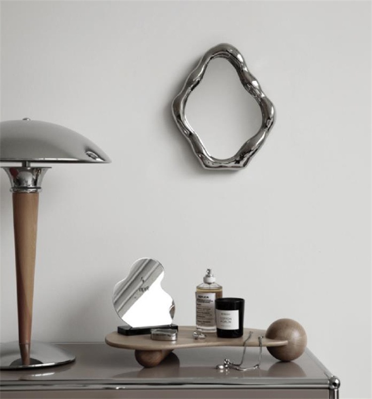 INSスタイル ドレッサー鏡 レトロ シンプル 寝室 テーブル装飾 置物 オリジナルデザイン 化粧鏡 トレンド カジュアル