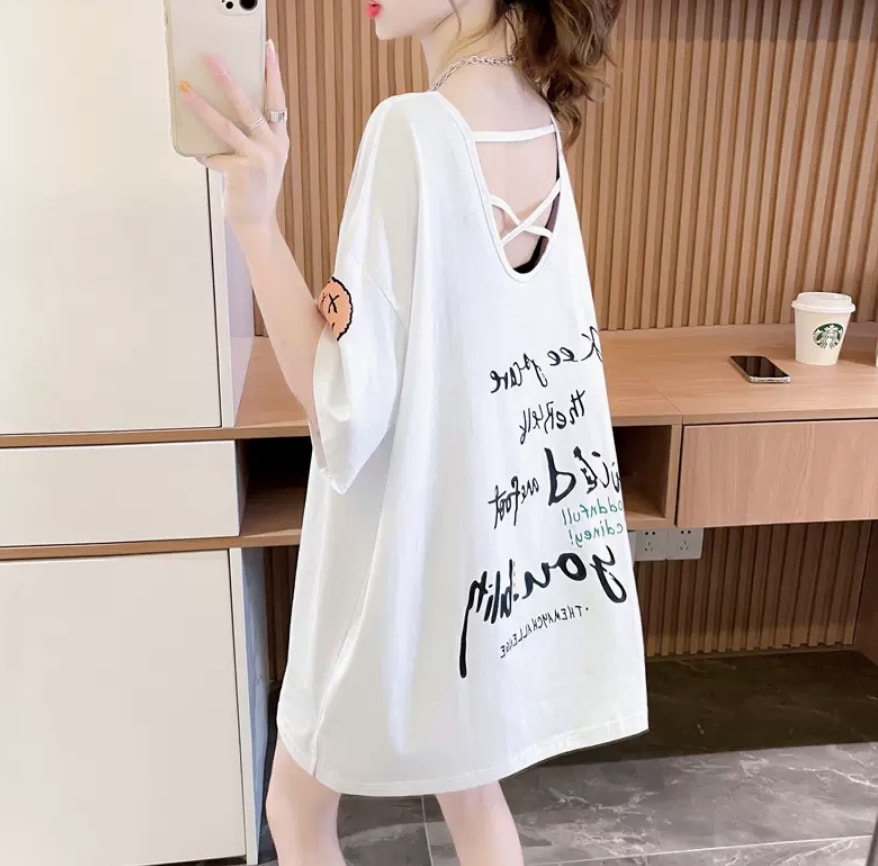 トップス デート Tシャツ カットソー 袖あり 半袖 かわいい 大人可愛い きれいめ シンプル カジュアル 大人 上品 おしゃれ お洒落 主役級 存在感 夏 10代 20代 30代 レディース 女性用