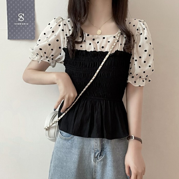 ビスチェレイヤード風 シャーリング切替え 2タイプ ふんわり袖 ドッキング クロップド ペプラム風 トップス ブラウス ショート丈 半袖 パフスリーブ ボリューム袖 襟なし ラウンドネック レース