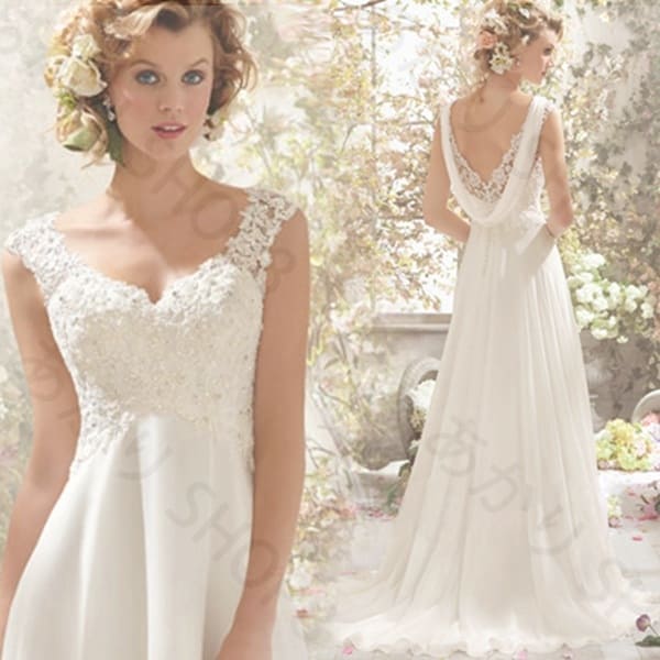 お買い得ウェディングドレス　二次会　婦さんもOK　パーティー結婚式二次会ドレス　レース　エンパイアドレス ウェディングドレス　シフォン　二次会ドレス 豪華なドレスロングドレス エンパイアライン　姫系