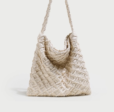 レディース ショルダーバッグ 刺繍 チュール シフォン フリル コンサバ ヴィンテージ かわいい 大人可愛い きれいめ シンプル カジュアル 上品 おしゃれ かっこいい とろみ感 抜け感 かっちり