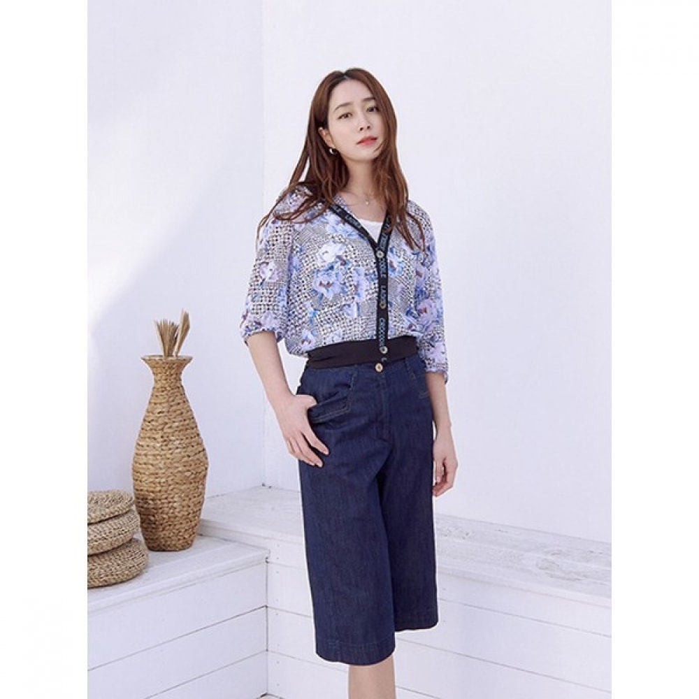 [クロコダイルレディ] ホワイトフラワープリントフード付き一体型ジャンパーCLCMJP215