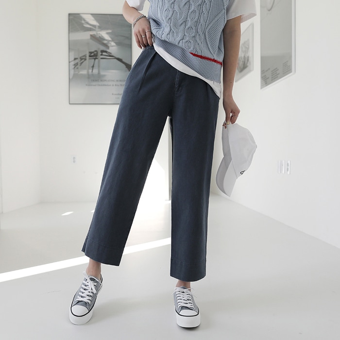 [韓国ファッション] バックゴムウエスト タック入り ストレッチコットンパンツ ワイドストレートパン