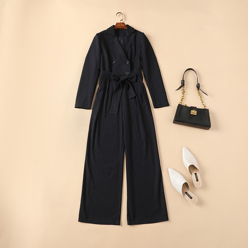 オールインワン ボトムス ワイドパンツ ロング丈 長袖 襟付き 胸元 ウエストマーク ダブルボタン かわいい 大人可愛い きれいめ シンプル 上品 おしゃれ かっこいい レトロ こなれ感 個性的