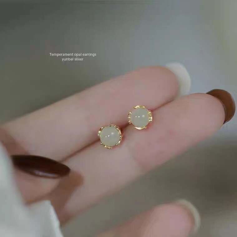 ピアス アクセサリー ラウンド 円形 大人可愛い 綺麗 きれいめ シンプル 大人 上品 おしゃれ お洒落 レトロ フォーマル エレガント きちんと感 大人っぽい 女っぽ クール セクシー 無地 春 夏 5,502円