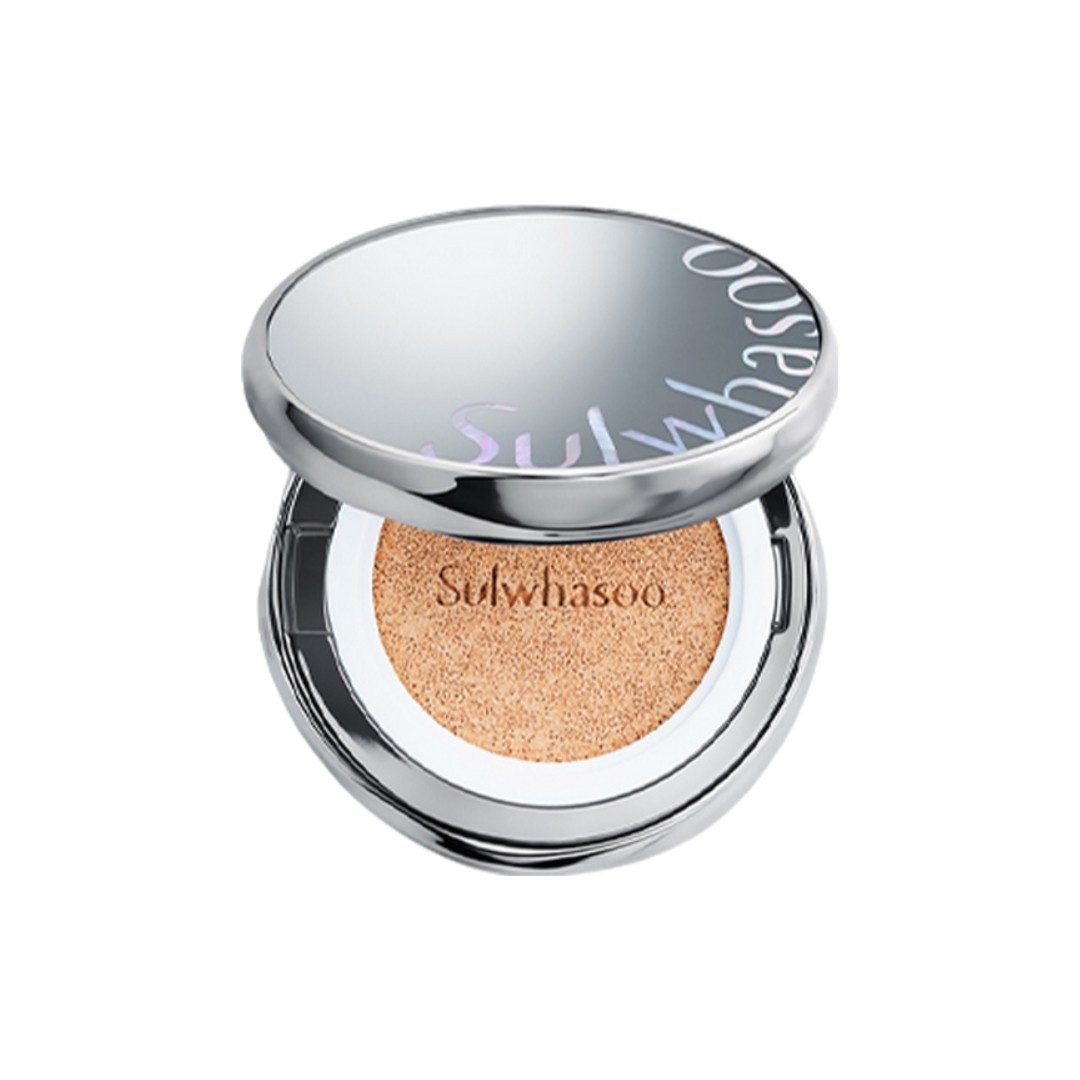 パーフェクティングクッション＋レフィルセット（21号／23号） 輝き・カバー力・密着感をひとつに 8,010円