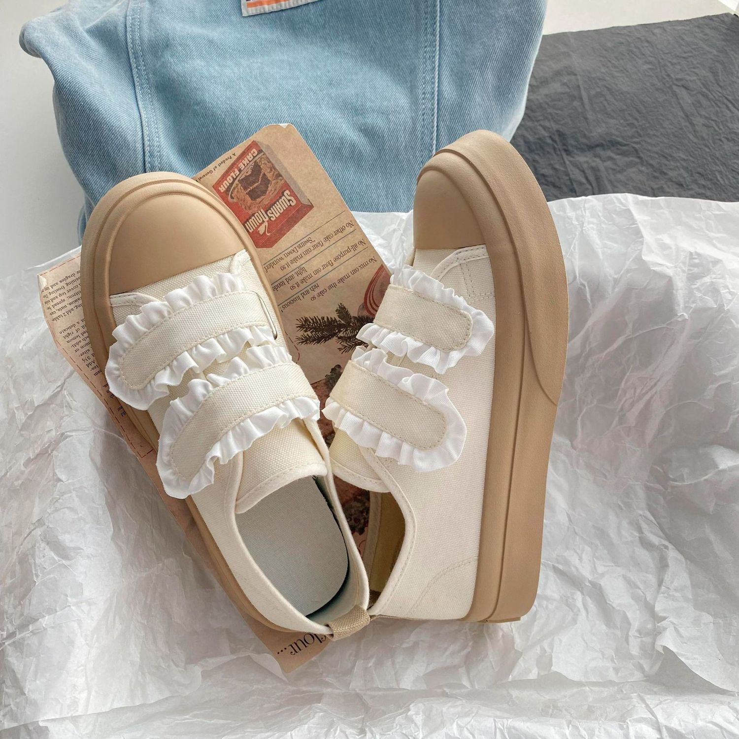 スニーカー 厚底スニーカー ダッドスニーカー フラットシューズレースベルクロ学生かわいいキャンバスシューズローファーボードシューズローファー フラットパンプス スタイルアップ！ヒールパンプス