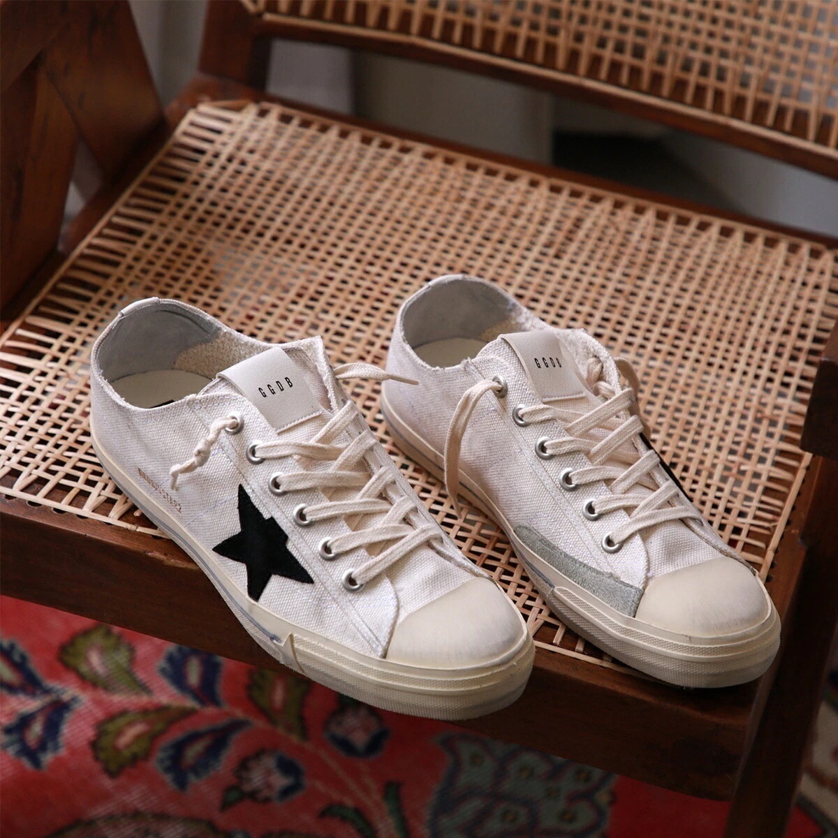 GOLDEN GOOSE ゴールデングース スニーカー V-STAR 2 GMF00129 F003087 メンズ キャンバス地 ローカット ヴィンテージ加工 スター 星 スウェード 靴