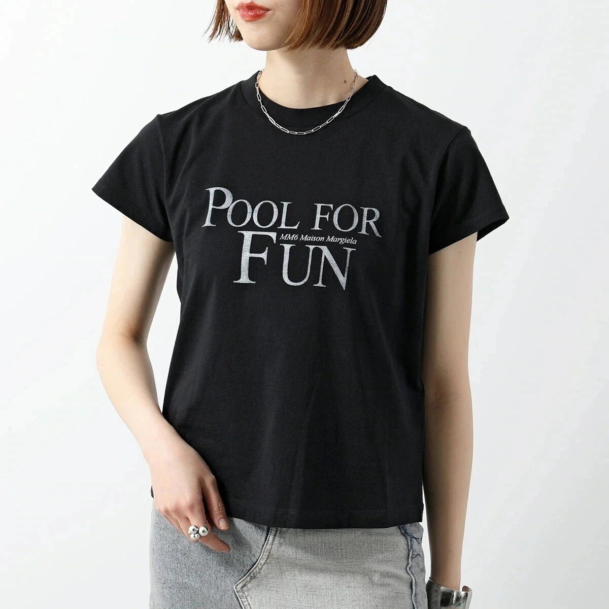 MM6 エムエムシックス メゾンマルジェラ Tシャツ S52GC0339 S24312 レディース 半袖 カットソー クルーネック ロゴT POOL FOR F 【mega】 13,585円