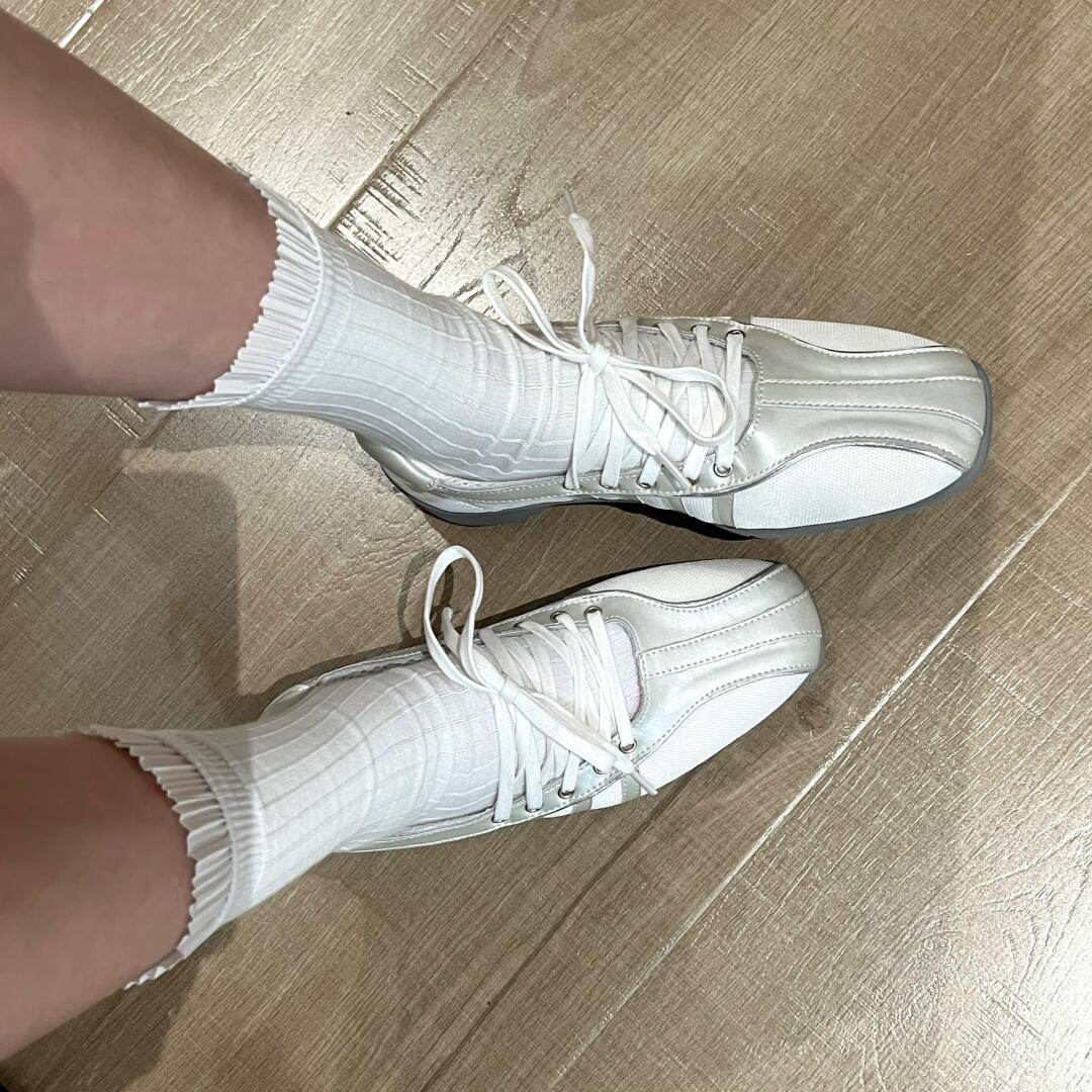 ローファーフラットフラットシューズレディース 秋 トレンド OL ファッション系 パンプス カジュアルアップ フラット フレンチ きれいめ 今年 ペタンコ オフィス フラットシューズ 韓国風 靴