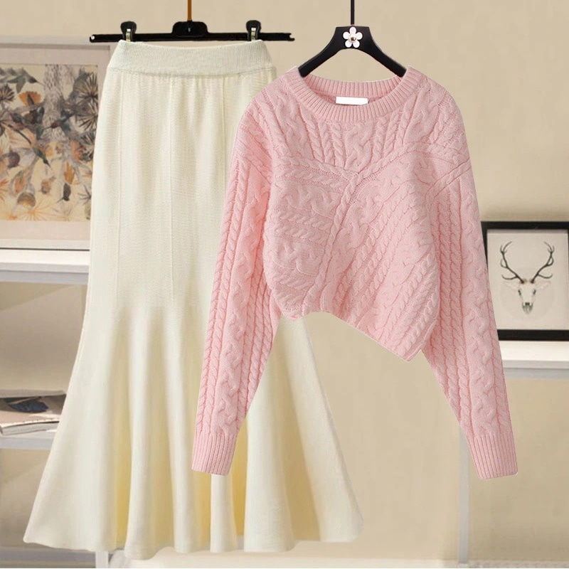 ハイエンドのカスタマイズ-プラスサイズの女性の秋と冬のスーツの女性の新しいファッショナブルなデザインのニットセーターフィッシュテールスカートツーピーストレンディセット