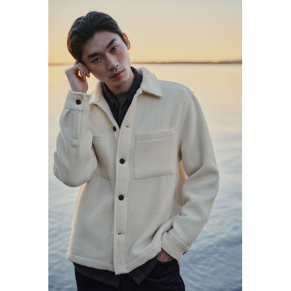H&M レギュラーフィットワッフルテクスチャオーバーシャツクリーム