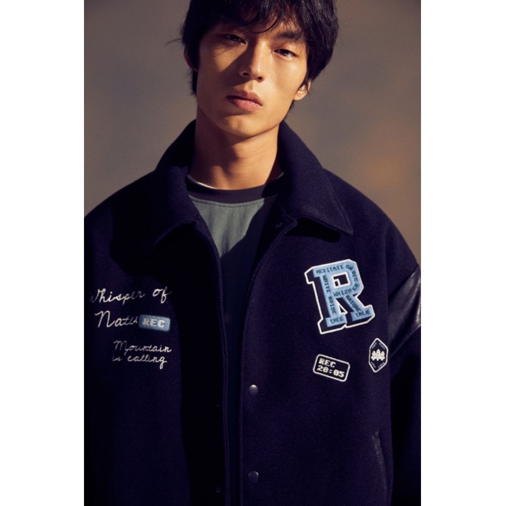 H&M フェルトベースボールジャケットルーズフィットネイビーブルー 11,834円