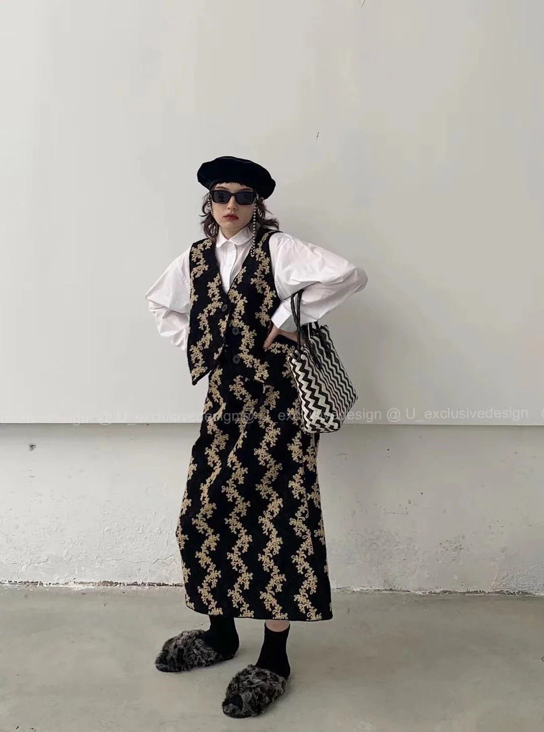 【セットアップ】フェルトジャカード ジレ＋スカート セットアップ ツーピース 上下セット SETUP. レディース モード系 オシャレ お出掛け デート オフィスコーデ 10代 20代