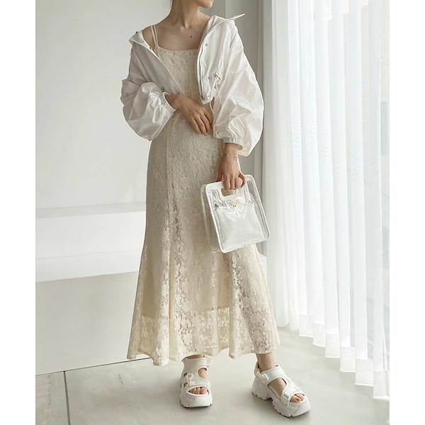 Qoo10 continuer de NICE CLAUP 後ろシャーリングキャミ