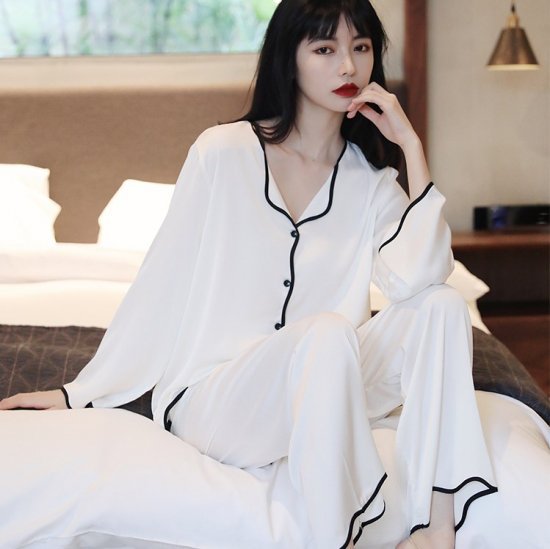 パジャマレディース 大きいサイズ 長袖 レディースルームウェア シルクパジャマ 上下2点セット パジャマレディース 大きいサイズ 長袖 レディースルームウェア シルクパジャマ 上下2点セット