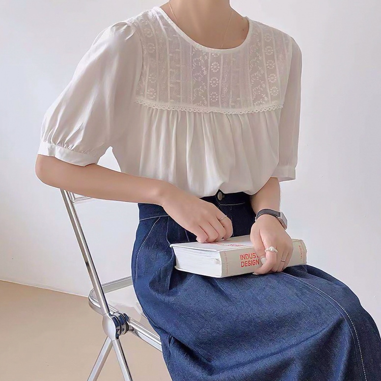 半袖ブラウス トップス ブラウス 袖あり 半袖 パフスリーブ ラウンドネック 切り替えデザイン レース 切り替えデザイン ポリエステル かわいい 大人可愛い きれいめ シンプル カジュアル 大人 上品