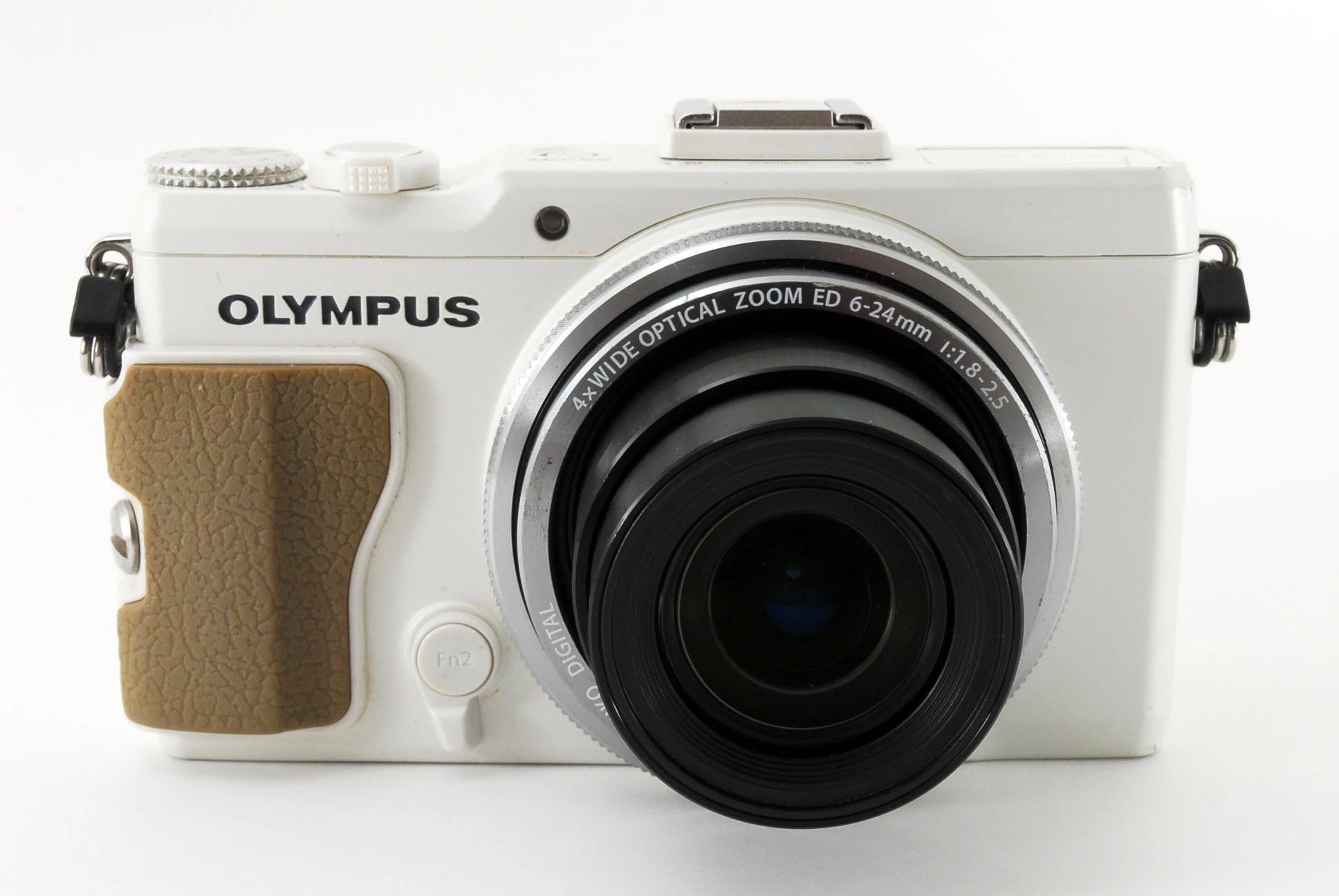 【中古】オリンパス Olympus STYLUS XZ2 [1012]