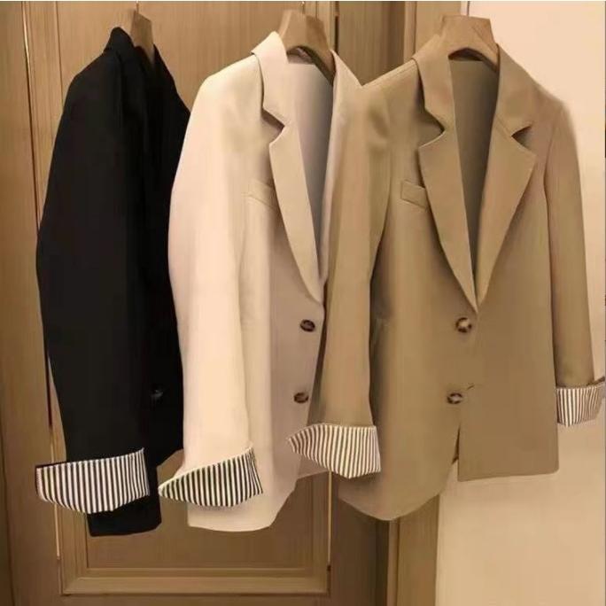 スーツジャケット レディース 秋新作 長袖 ブレザー 黒スーツ カジュアル テーラードジャケット ゆったり 着痩せ 通勤 オシャレ 上品 レディース かわいい 大人可愛い きれいめ シンプル