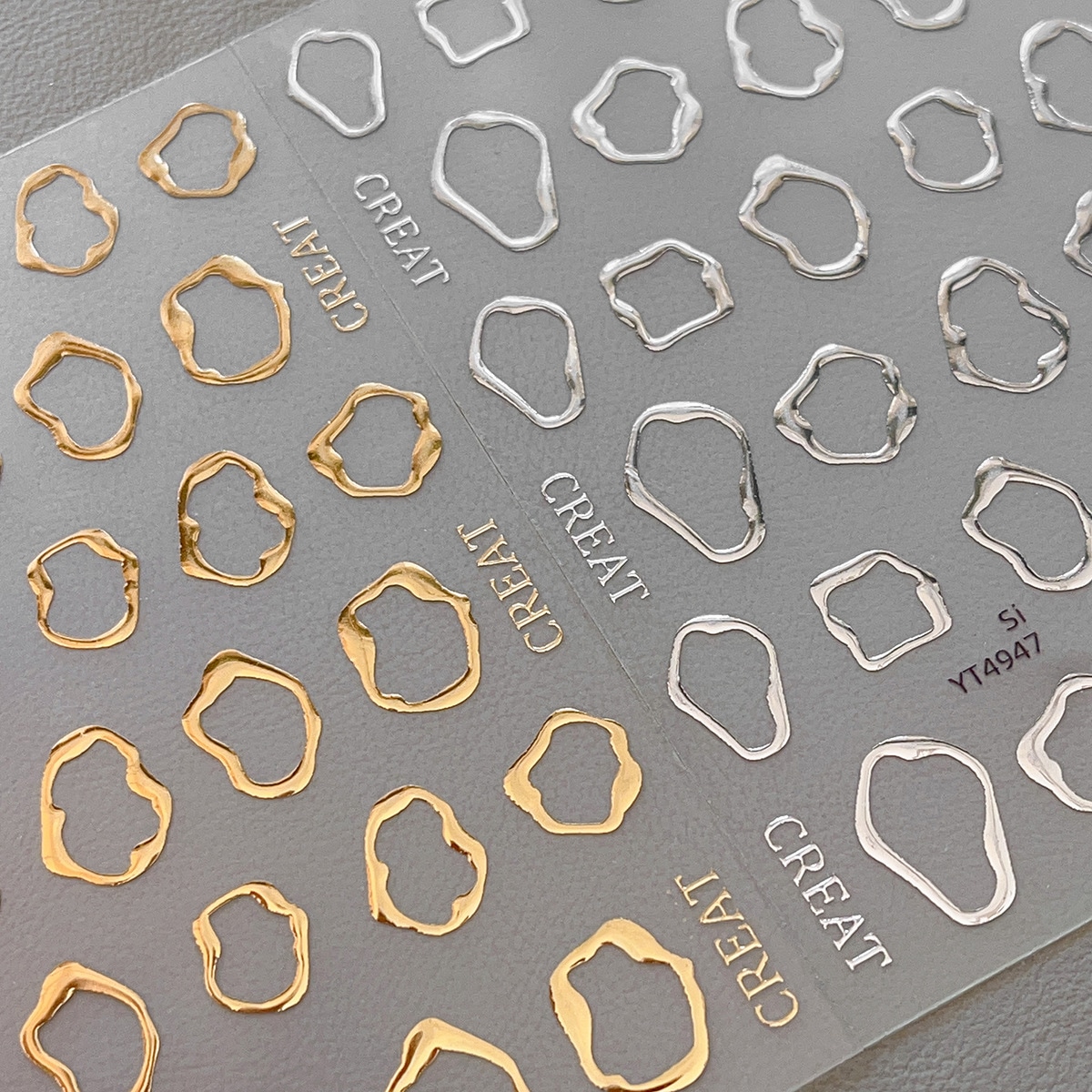 【1点ご購入 で10点プレゼントいたします】ゴールドラインのネイルシール爆閃シンプルリングポップなデコレーションシール