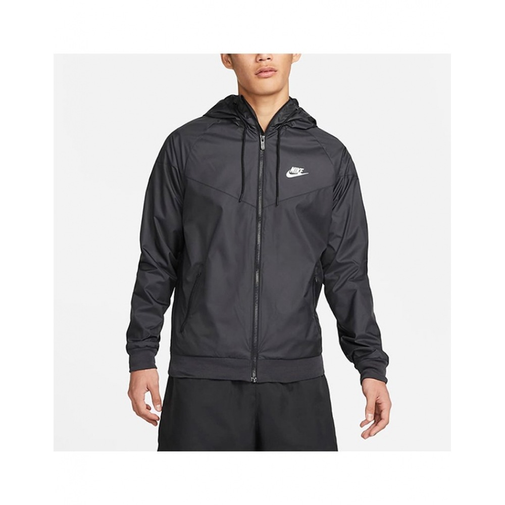 ナイキ防風織ウィンドランナージャケット AT5271-010 P2204