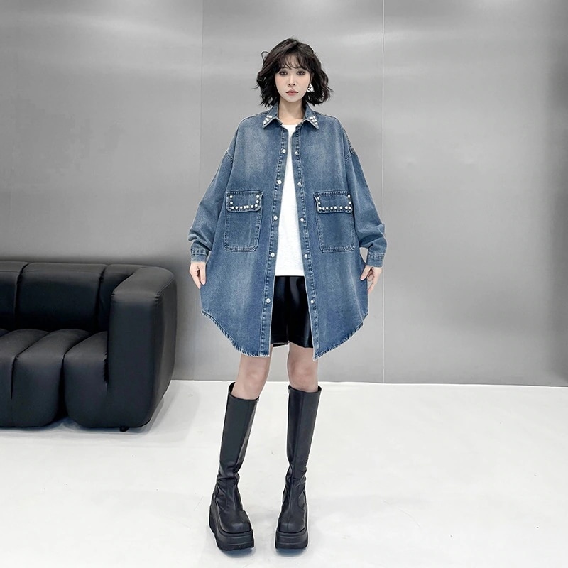 重工ピンビーズのデニムシャツ2025秋体型カバーチュニック コートです 秋アウター
