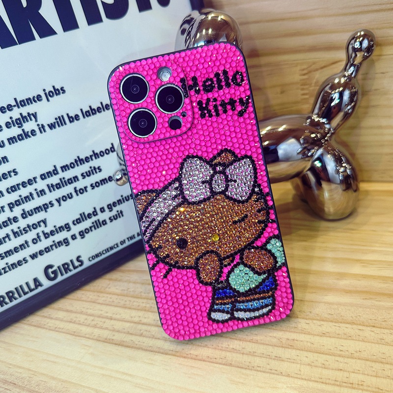 ハンドメイド iPhoneケース 日焼ハローキティ キラキラのラインストーン iPhone16/15/14/13/12/11ケース Plus Pro Max キティちゃん
