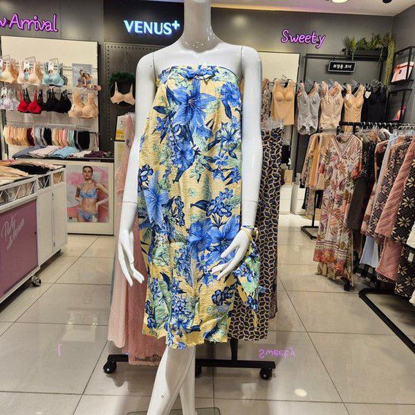 華やかなカラー感快適さを加えたパステル花柄ゴルフガウン