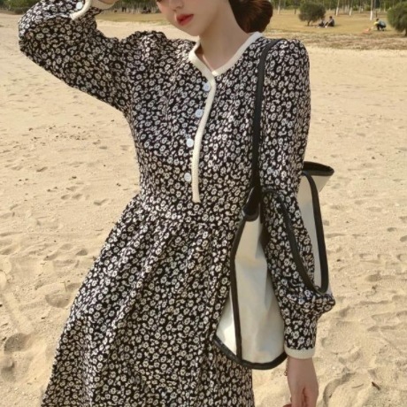 花柄ワンピース ワンピース ワンピース ロング丈 長袖 ラウンドネック フレア ワイド かわいい