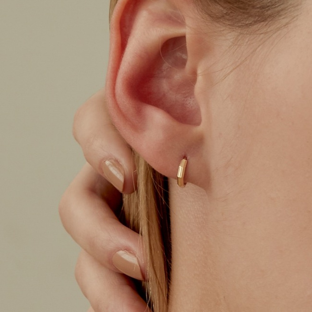 LUNNE 14k ルナカッティングワンタッチリングピアス 14K ゴールド #ER19