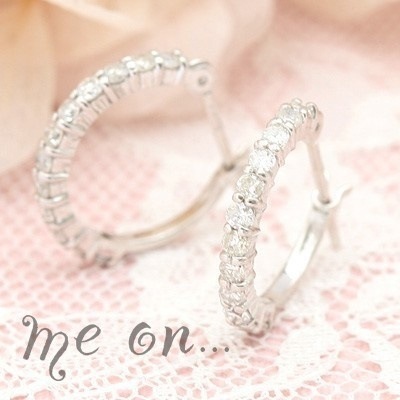me on... 合計24粒の天然ダイヤモンドが輝く14金 K14 ホワイトゴールドエタニティリングフープタイプピアス 68,384円