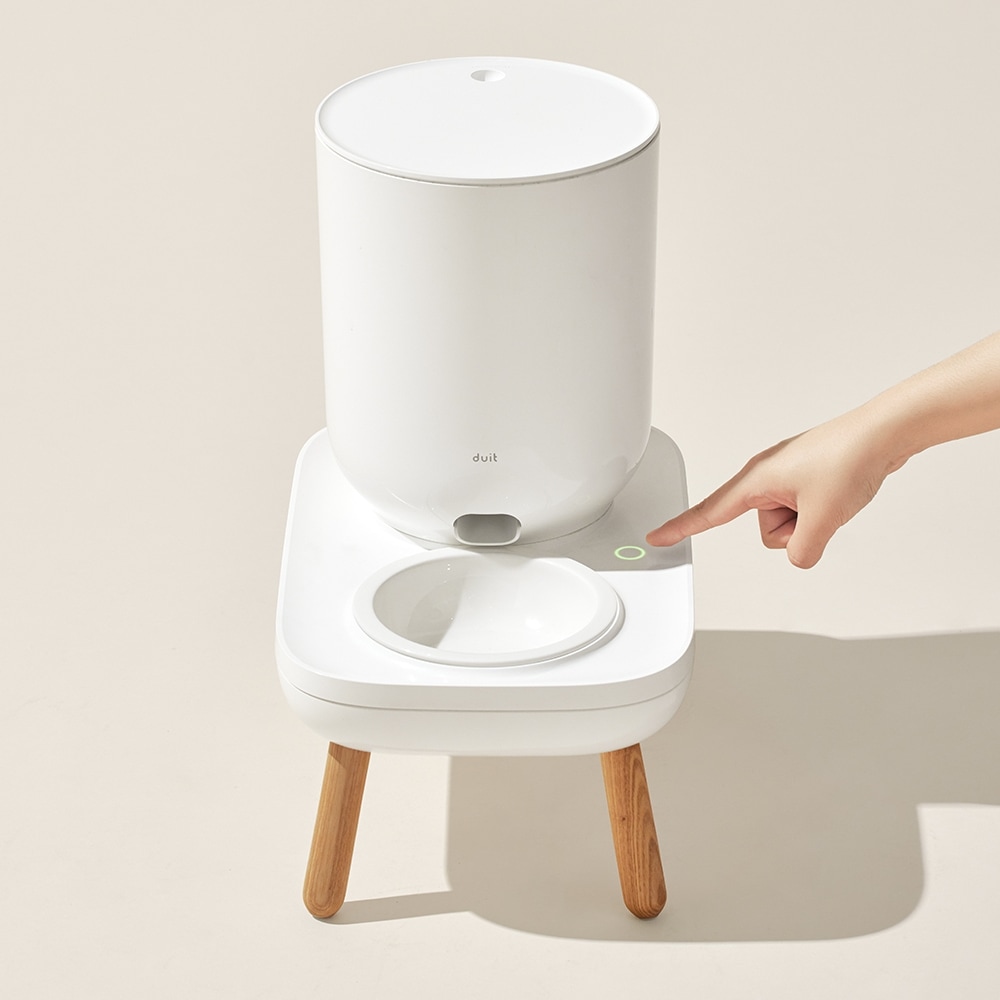 the table plus ペット用 スマート 自動給食機(app連動)