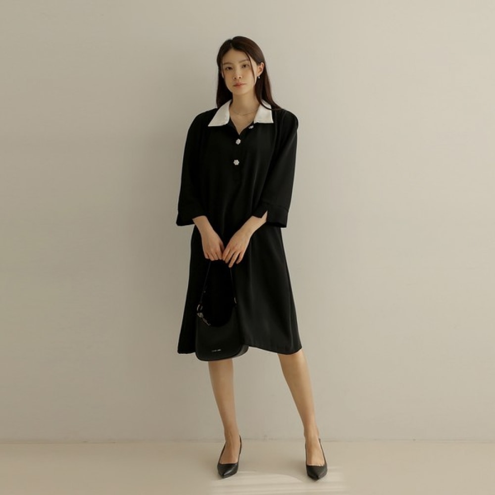 [Elysia] キャロピンタックボタンカラー襟ワンピース