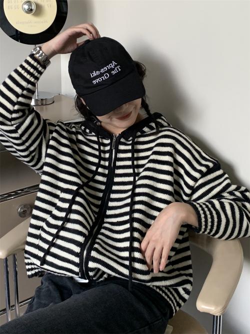 ニット パーカー レディース セーター ボーダー トップス 韓国 おしゃれ フード付き カーディガン 春秋 大きいサイズ 長袖 黒 5,320円