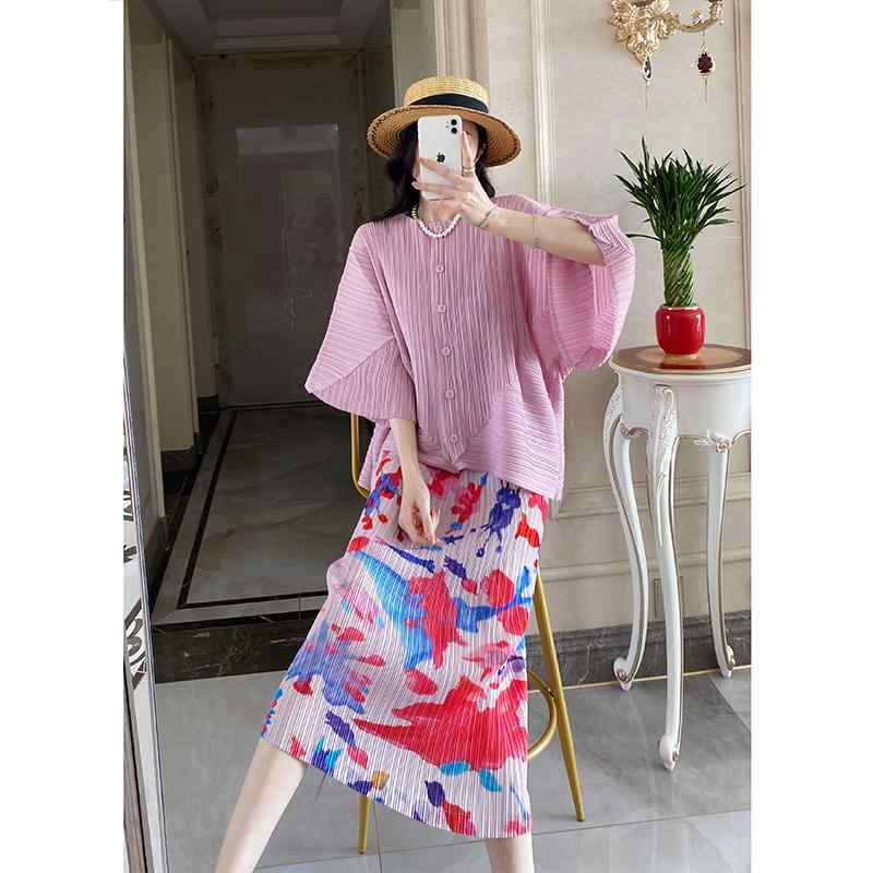 コーデ レディース ファッション オシャレ カワイイ シンプル きれいめ ナチュラル 上品カジュアル 婦人服 カジュアル ホワイト プリーツ シャツ 夏 大きいサイズ スリムトップス ブラウス