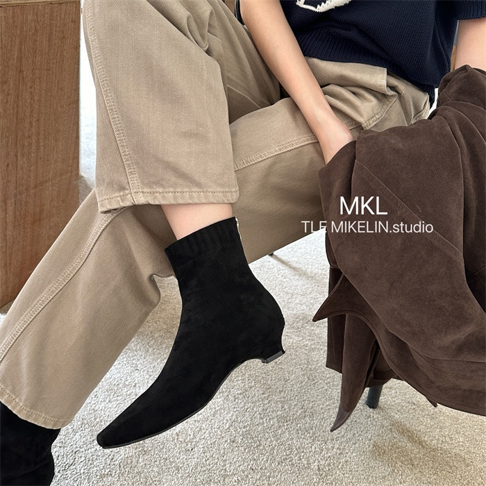 Tlemikelin Korea Dongdaemen Small Square Toe Low-かかとのつまずい春と秋のブーツ気質多用途の薄いブーツ