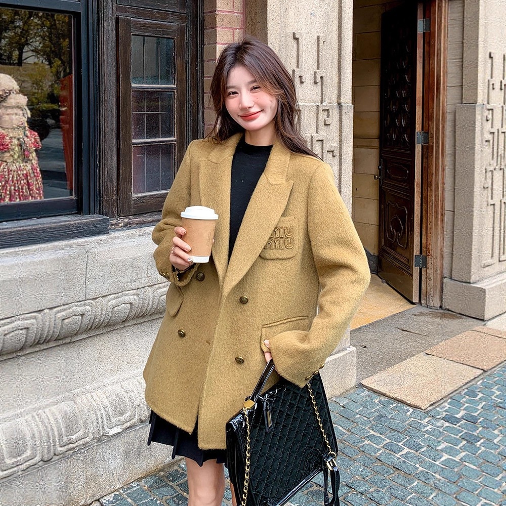 小柄な男性向けのカレッジスタイルの両面ウールコート秋冬の女性向けの韓国風のゆったりとした厚手のウールブレザー