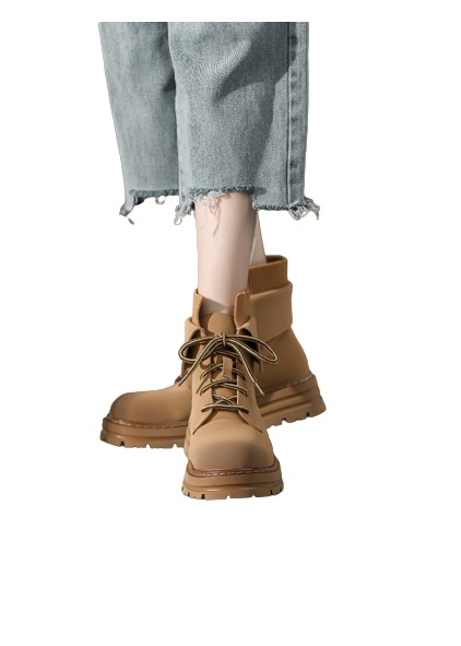 真皮高マーチンブーツ女性秋の厚底揚げ街のイエローブーツの前に柔らかい皮の太さと短い靴の子供がいます 5,543円