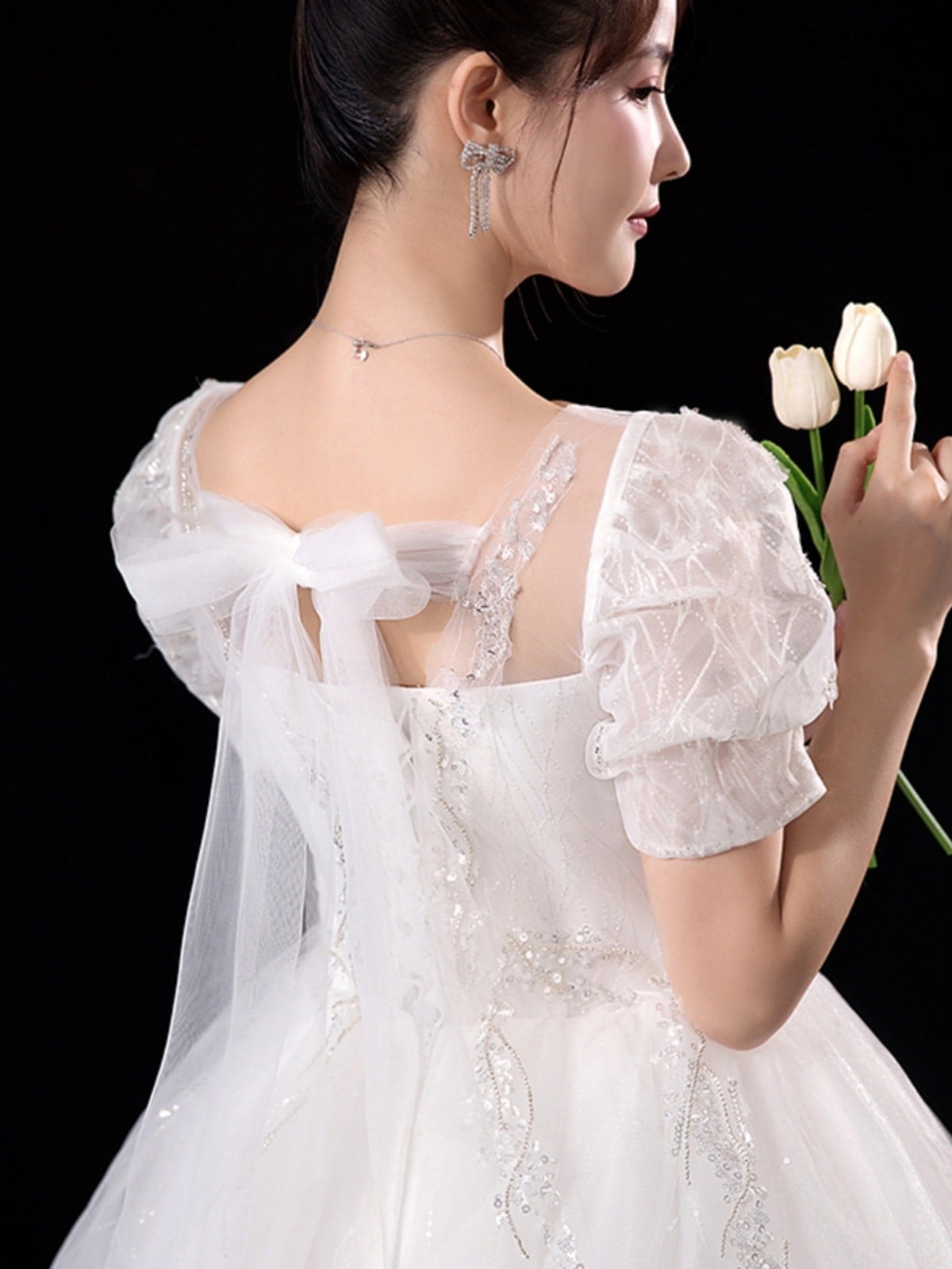 ウェディングドレス 2025 新作 花嫁メイン ウェディングドレス 重縫製 豪華 パレス風 ファンタジー スリム トレーリング