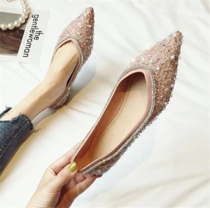 全2色パンプス 痛くない オフィス ローヒール ぺたんこ ビジュー　バレエシューズ　フラットパンプス ポインテッドトゥ　とんがり 走れる ぺたんこ　クッション入り　フラットシューズ 通勤 パンプス