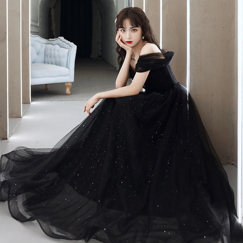 【2枚購入で 3oo円OFF！】イブニングドレス女性披露宴2025春学生成人式ホストロングワンショルダーサスペンダードレス