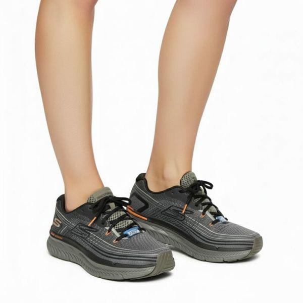 男性用ランニングシューズ マックスクッショニング プレミア 2.0 220835 SP0MRCEY032