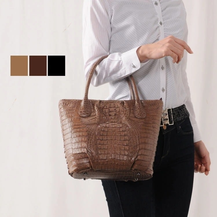 カイマンレザーハンドバッグマット加工