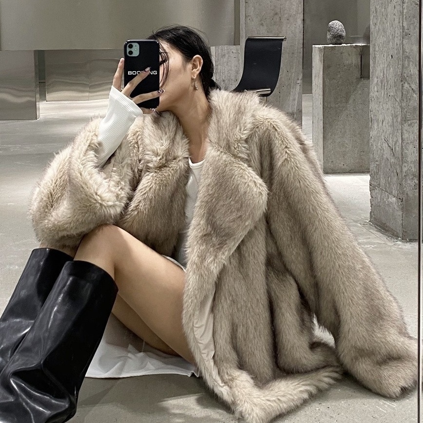 アウター コート ミディアム丈コート 毛皮コート 長袖 ミディアム丈 襟付き 前開き ふわふわ かわいい 大人可愛い きれいめ シンプル 上品 おしゃれ かっこいい カジュアル レトロ こなれ感