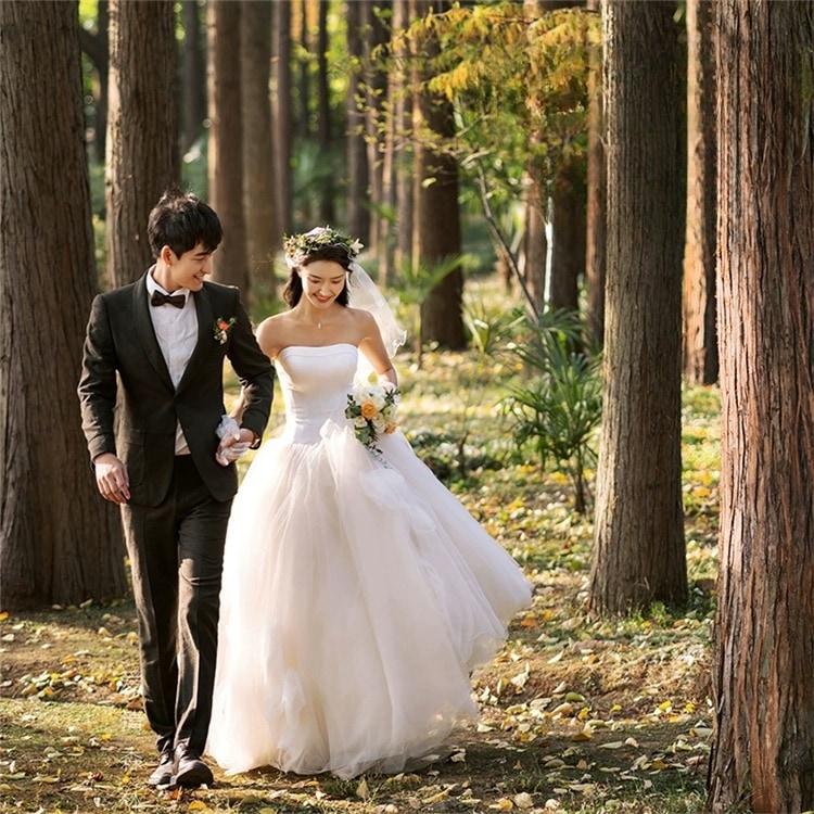 ウェディングドレス 白 花嫁 結婚式 パーティードレス レース オフショルダー 花嫁ロングドレス 結婚式 二次会 お呼ばれ 挙式 姫系