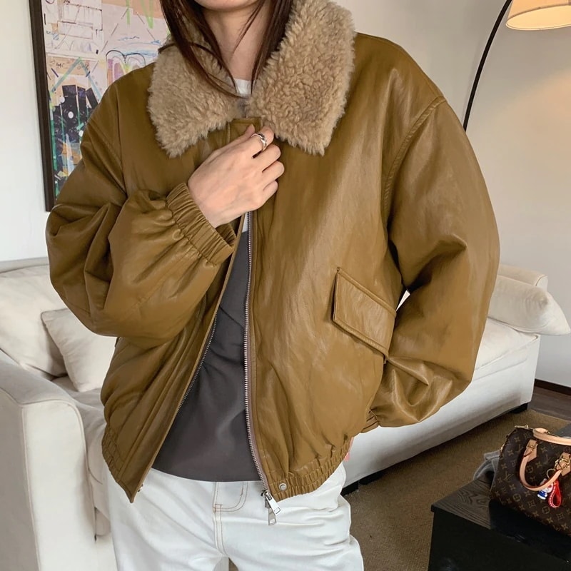 在庫処分セール【3日出荷】ボアカラー拼接レザーアウター 中綿加厚ゆるショート レザージャケット フェイクファー