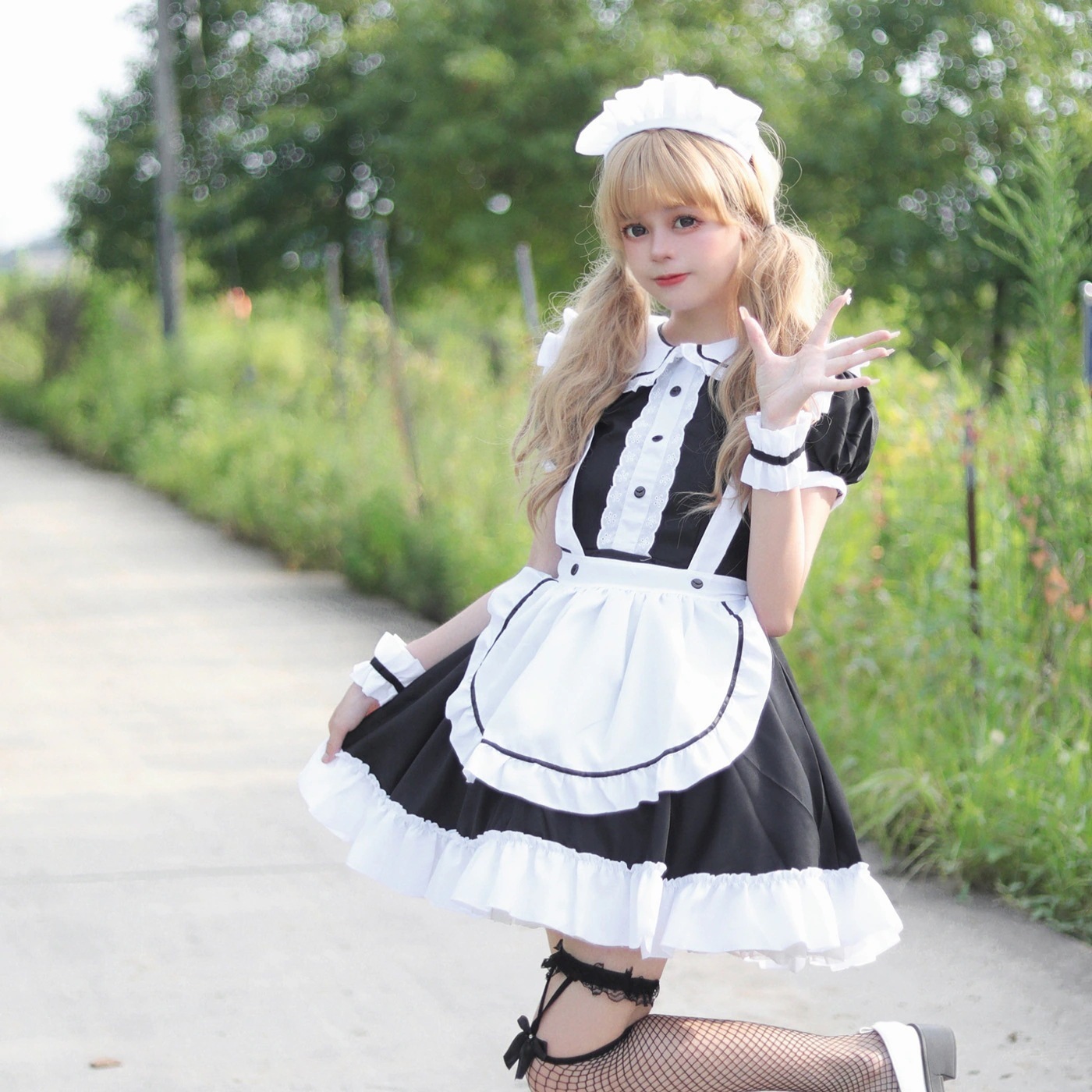 【2025新作】日韓二次元かわいいメイド服メイド制服ロリータメイドセットコスプレ服